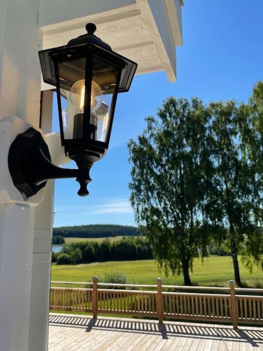 Gard Med Egen Sjoe Med Bryggbat, Nyrenoverat! แคทรีนโฮล์ม ภายนอก รูปภาพ