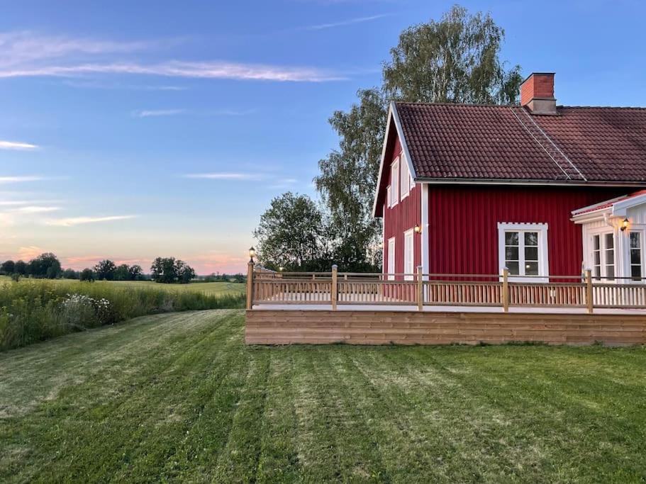 Gard Med Egen Sjoe Med Bryggbat, Nyrenoverat! แคทรีนโฮล์ม ภายนอก รูปภาพ