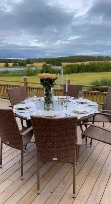 Gard Med Egen Sjoe Med Bryggbat, Nyrenoverat! แคทรีนโฮล์ม ภายนอก รูปภาพ