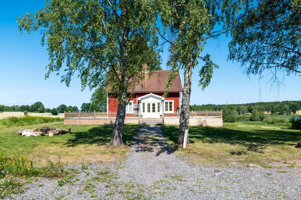 Gard Med Egen Sjoe Med Bryggbat, Nyrenoverat! แคทรีนโฮล์ม ภายนอก รูปภาพ