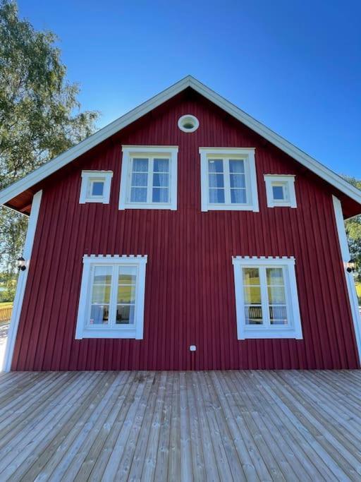 Gard Med Egen Sjoe Med Bryggbat, Nyrenoverat! แคทรีนโฮล์ม ภายนอก รูปภาพ